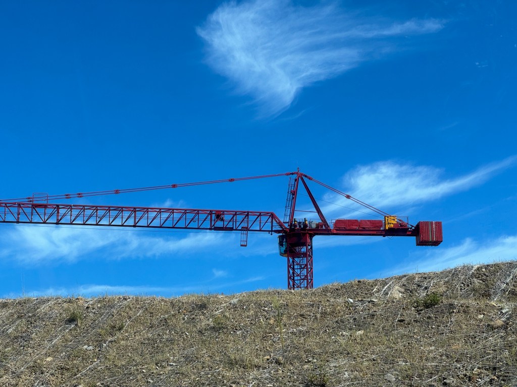 回不去的職場，長照工作是我的下一步嗎？