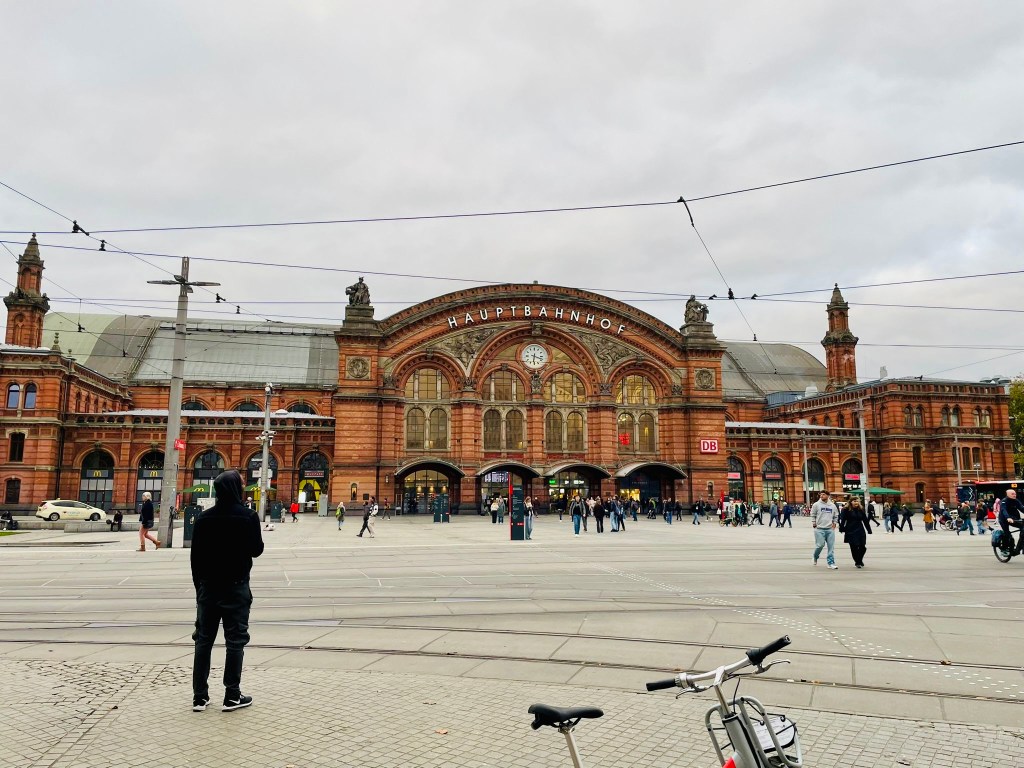 居服實習有感，那雙絕望的雙眼
